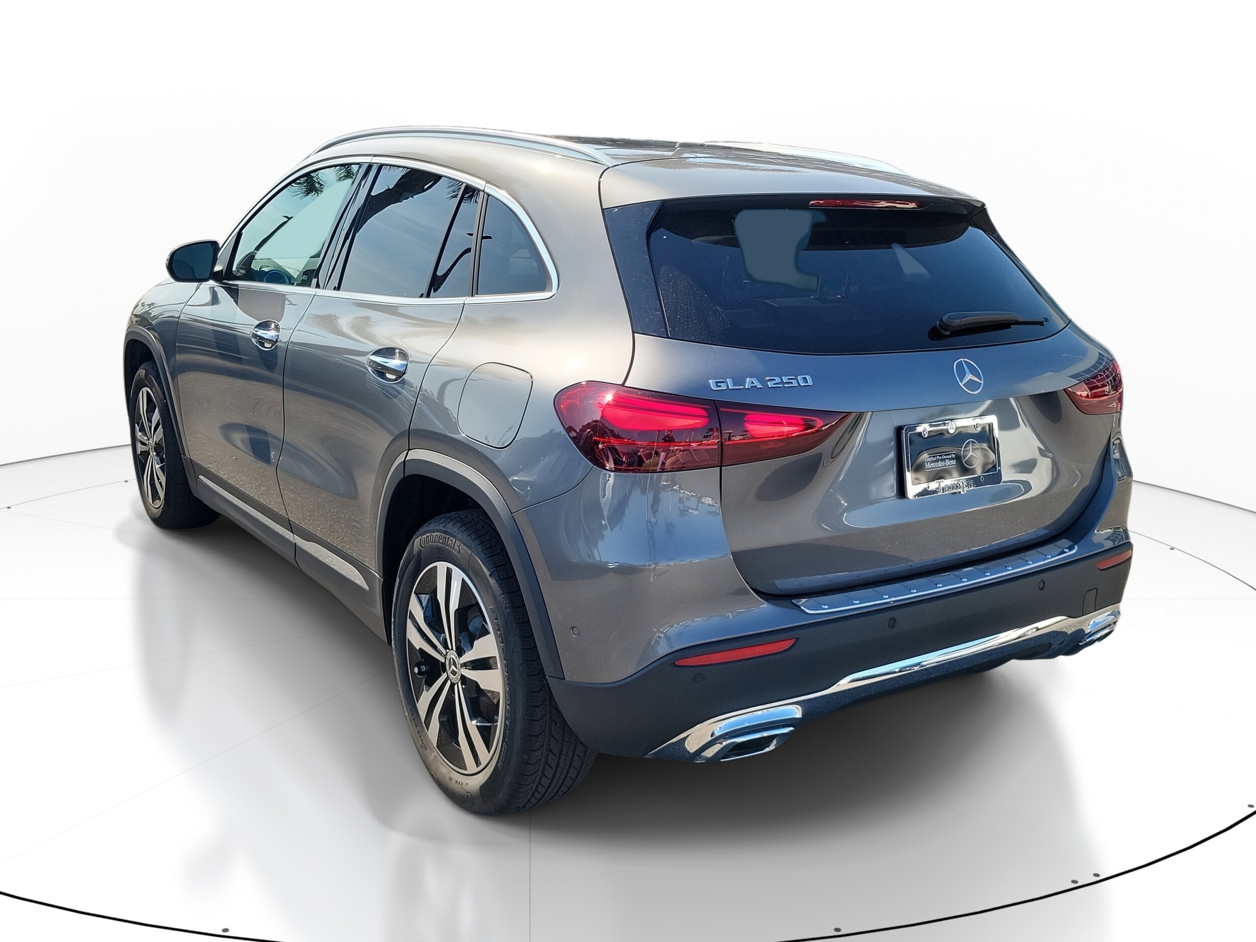 2026 Mercedes Benz GLA 250 photo 2