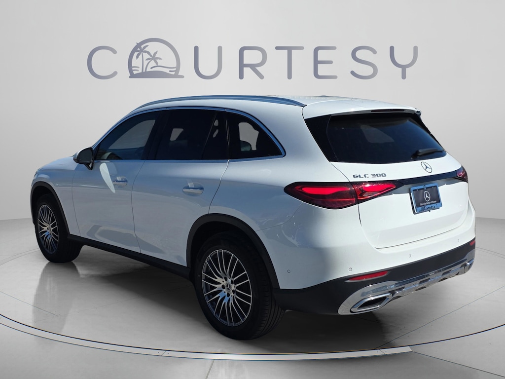 New 2026 Mercedes-Benz GLC 300 SUV