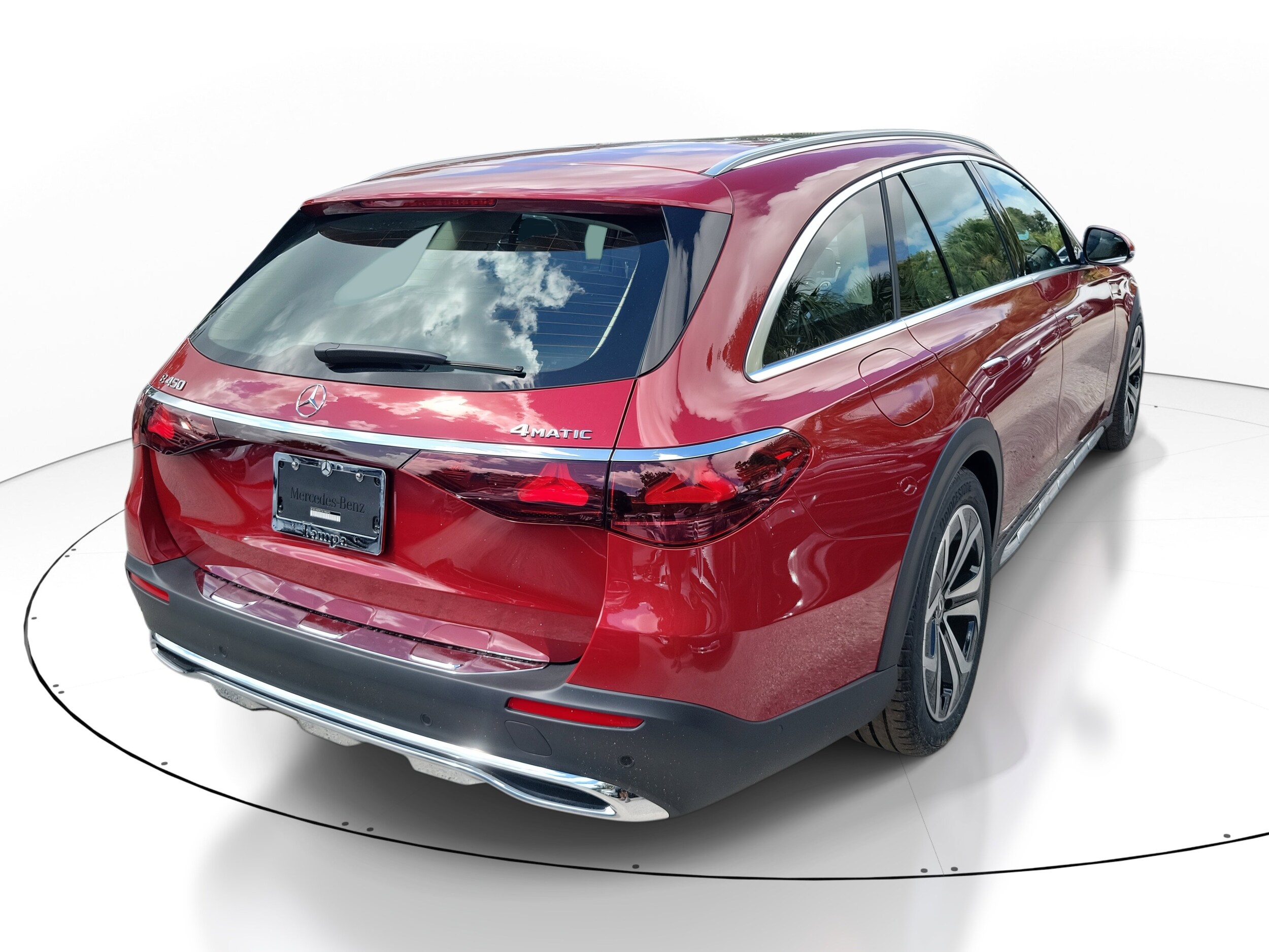 2026 Mercedes Benz E 450 4MATIC All-Terrain photo 2