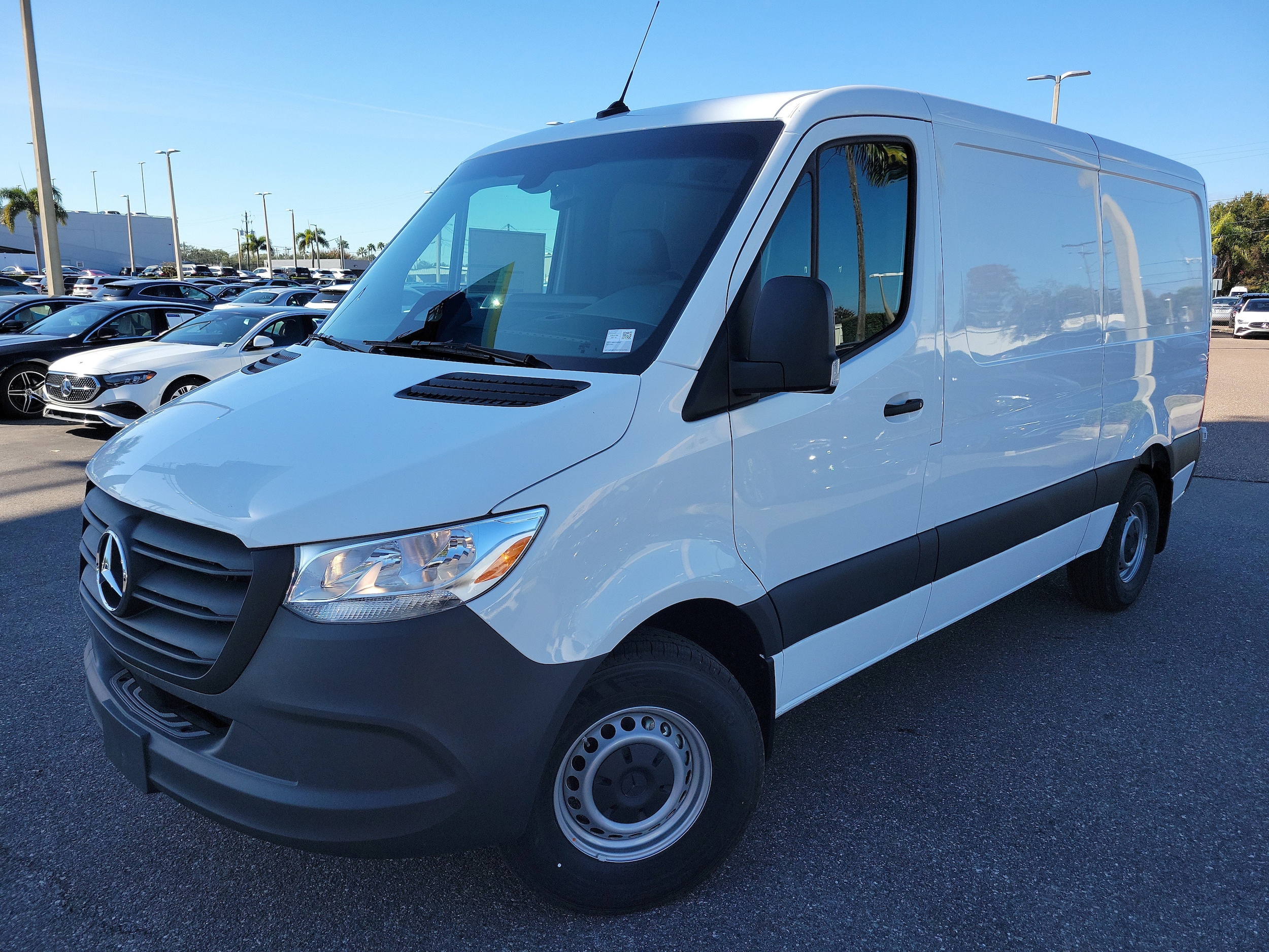 2025 Mercedes-Benz Sprinter Cargo Van Base's photo