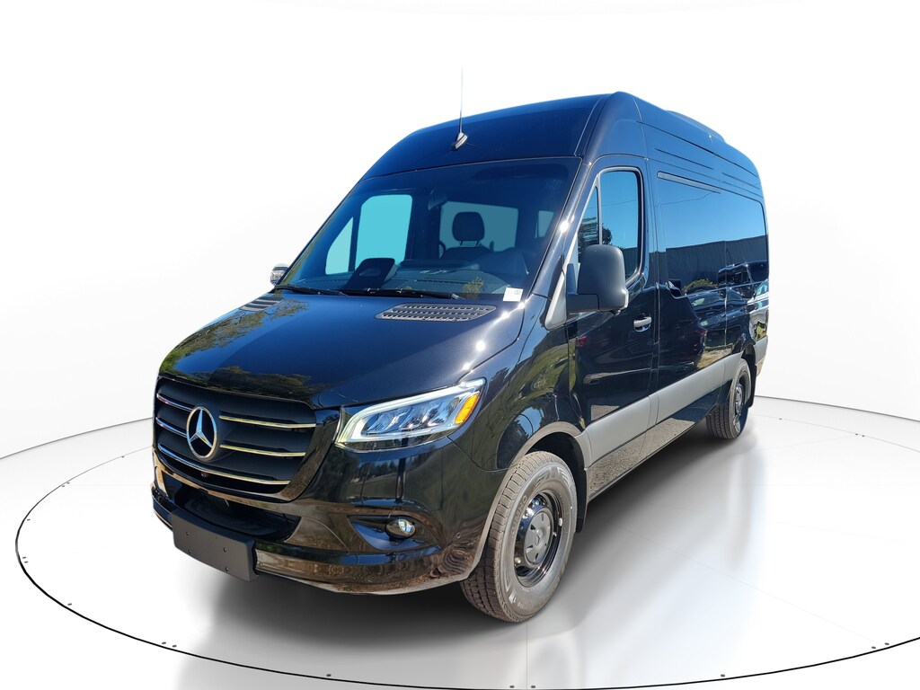 New 2025 Mercedes-Benz Sprinter 2500 Standard Roof 4-Cyl Diesel Van Passenger Van