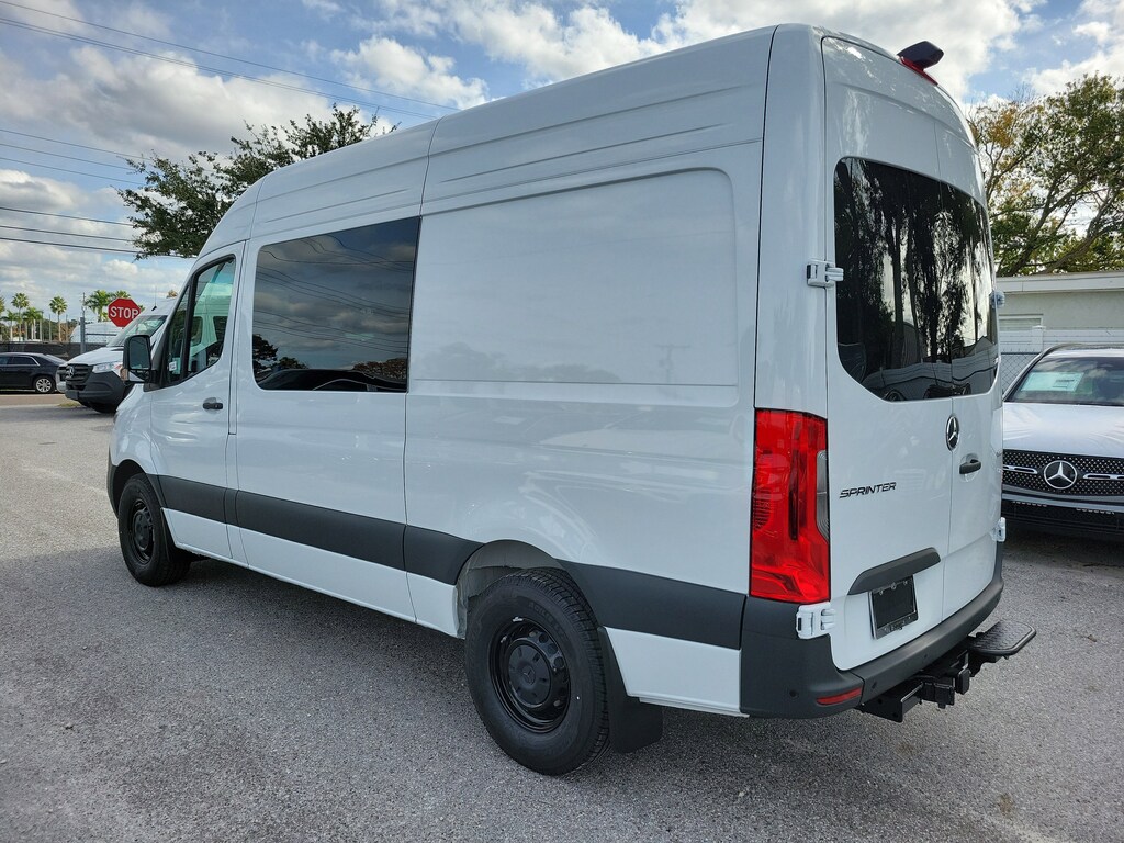 New 2026 Mercedes-Benz Sprinter 2500 Standard Roof 4-Cyl Diesel Van Crew Van