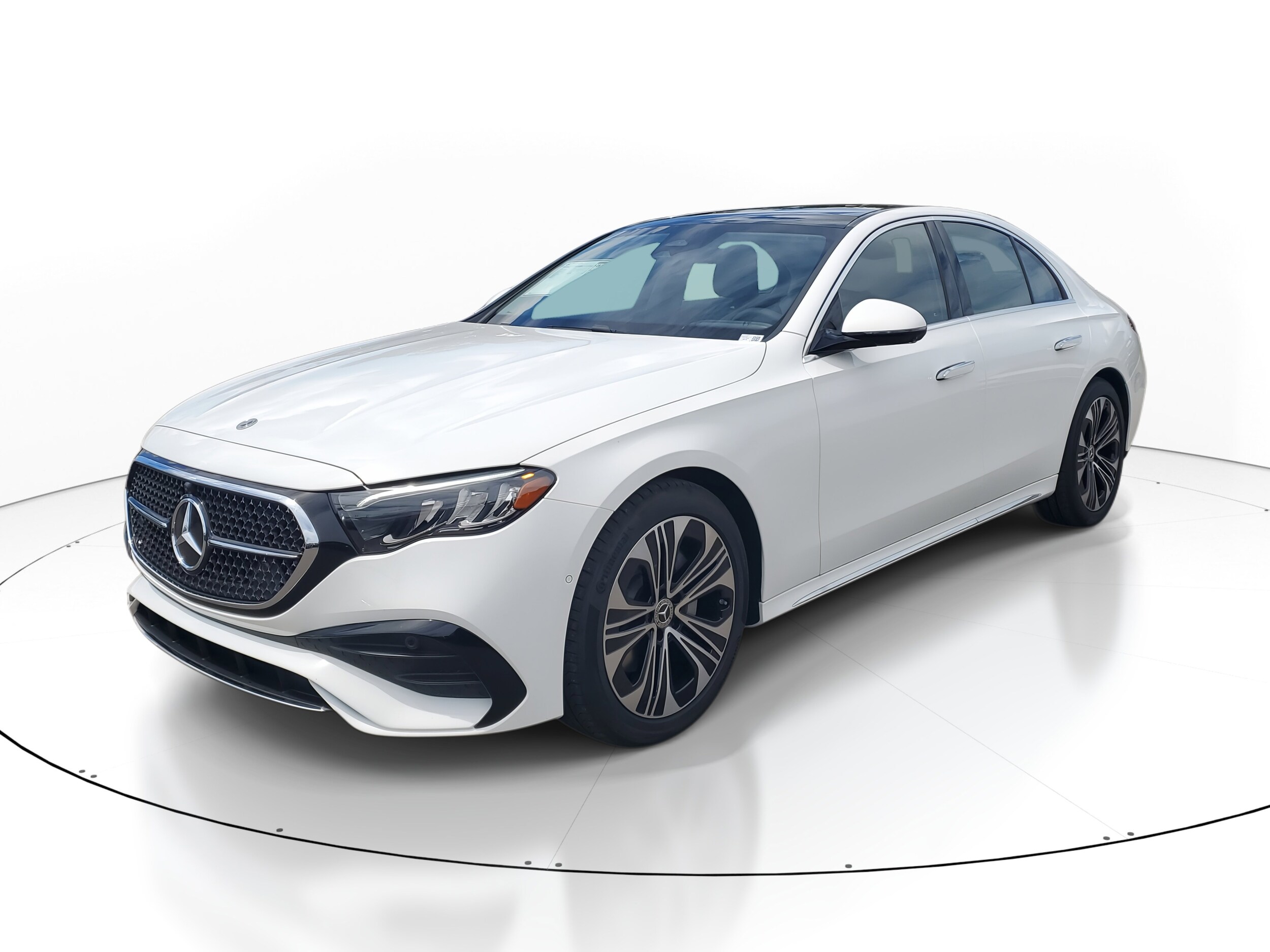 2026 Mercedes Benz E 350 Sedan photo 3