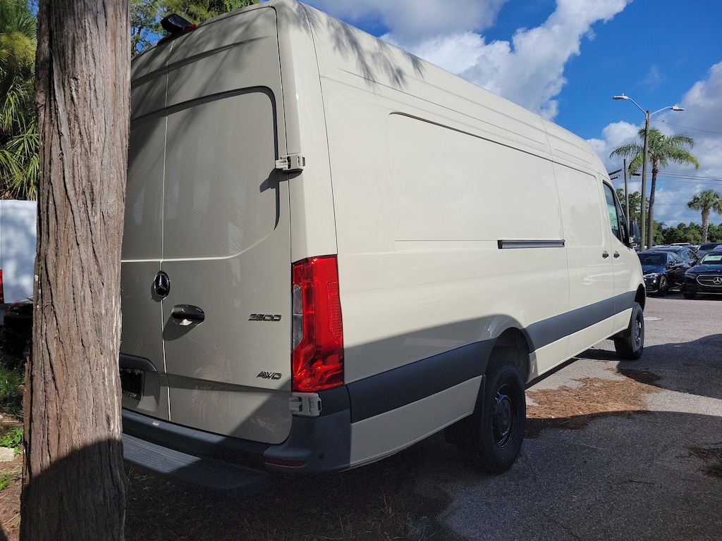 New 2025 Mercedes-Benz Sprinter 2500 High Roof 4-Cyl Diesel HO Van Extended Cargo Van