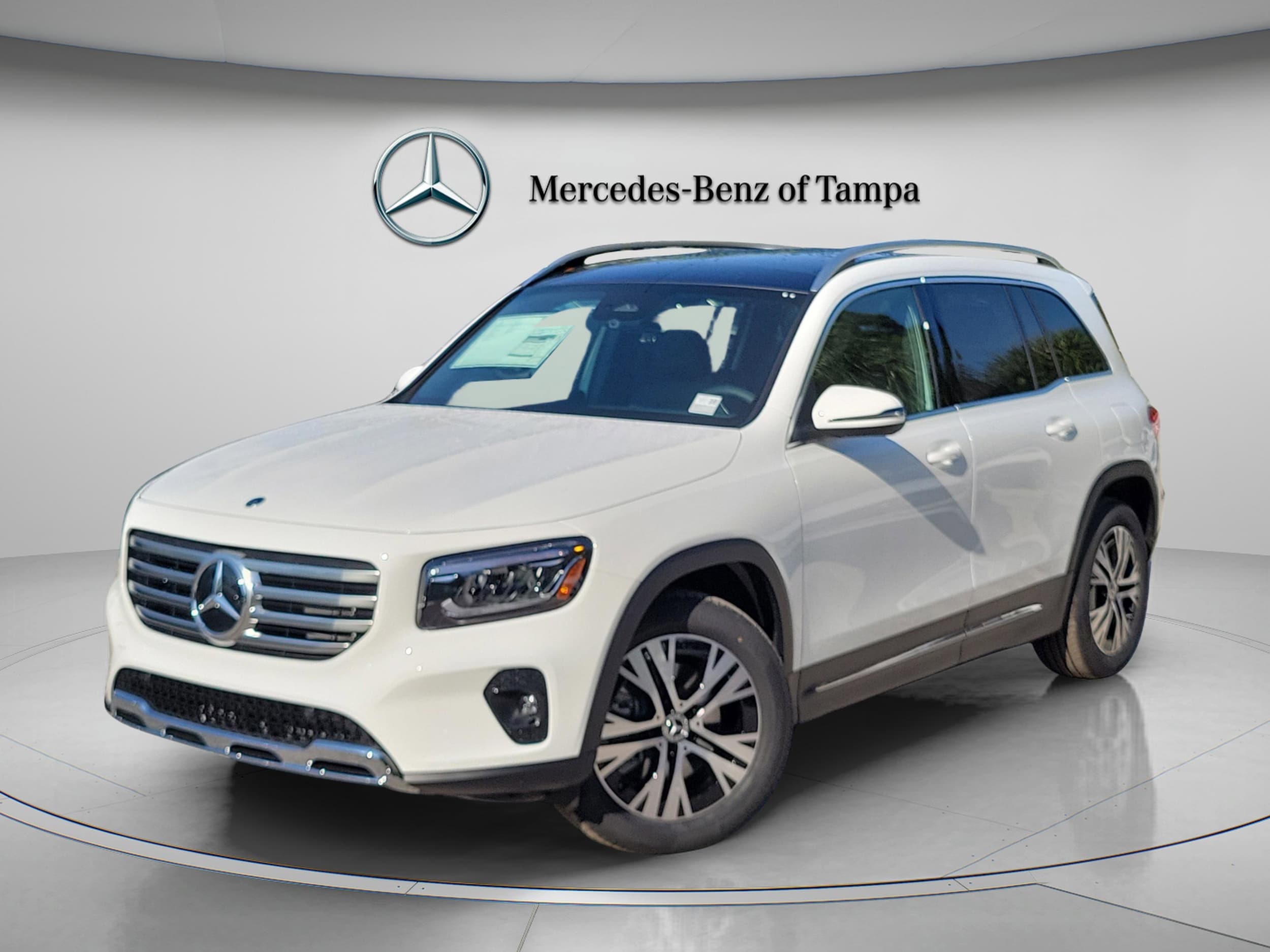 2026 Mercedes-Benz GLB GLB 250's photo