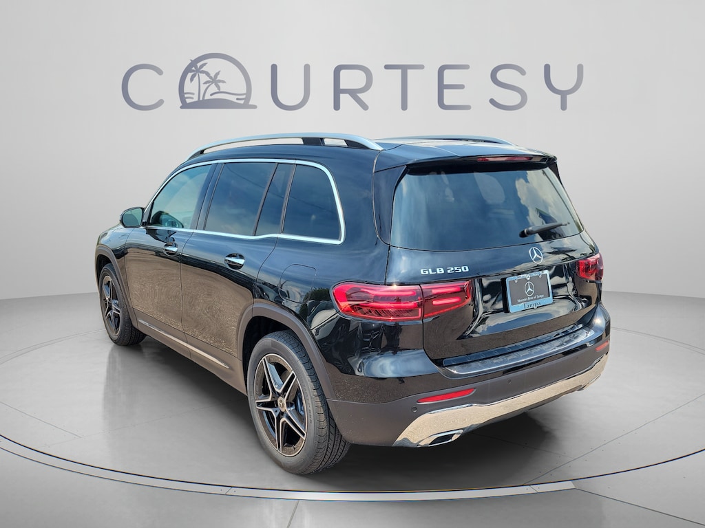 New 2026 Mercedes-Benz GLB 250 SUV