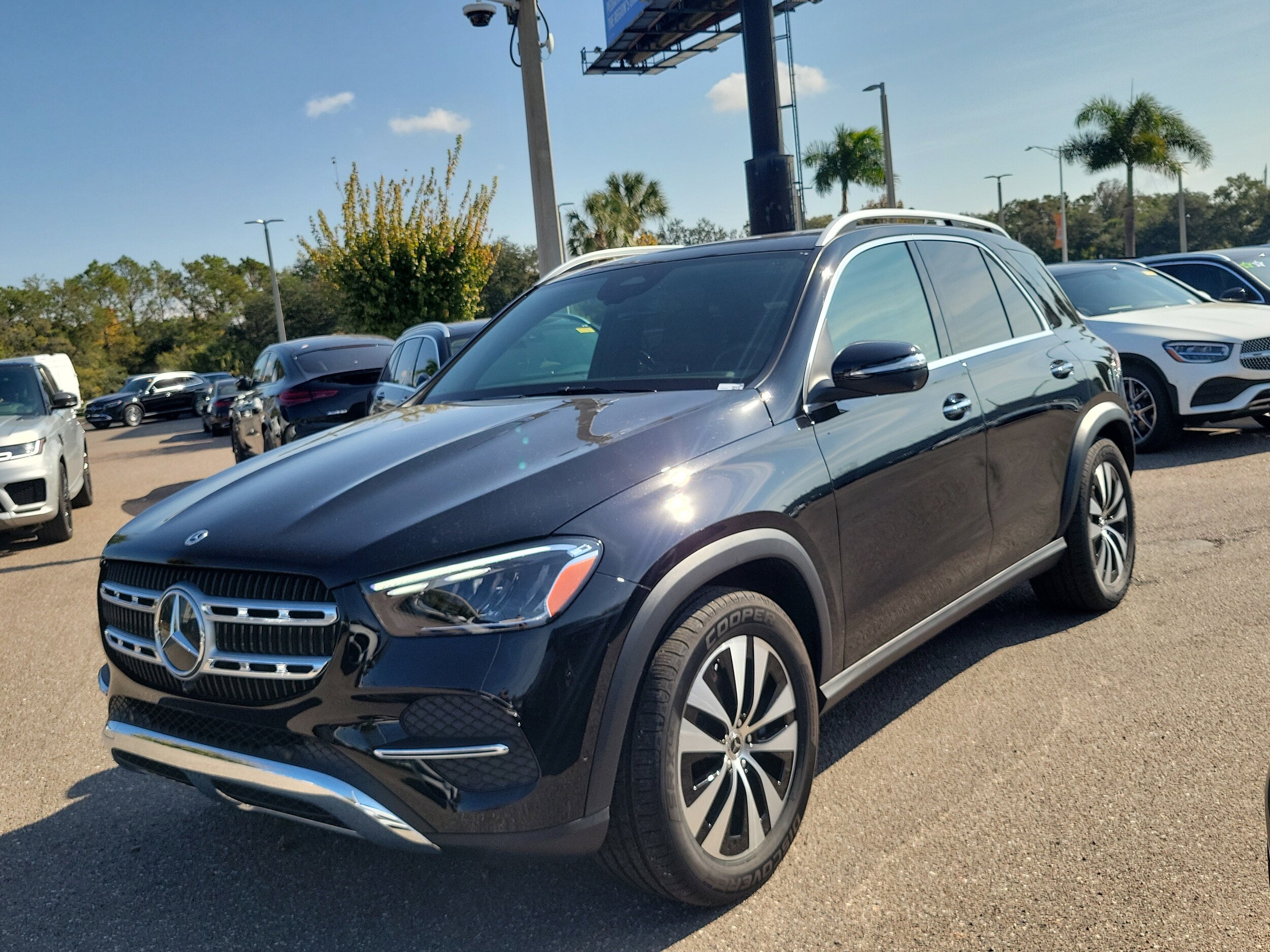 2026 Mercedes Benz GLE 350 photo 2