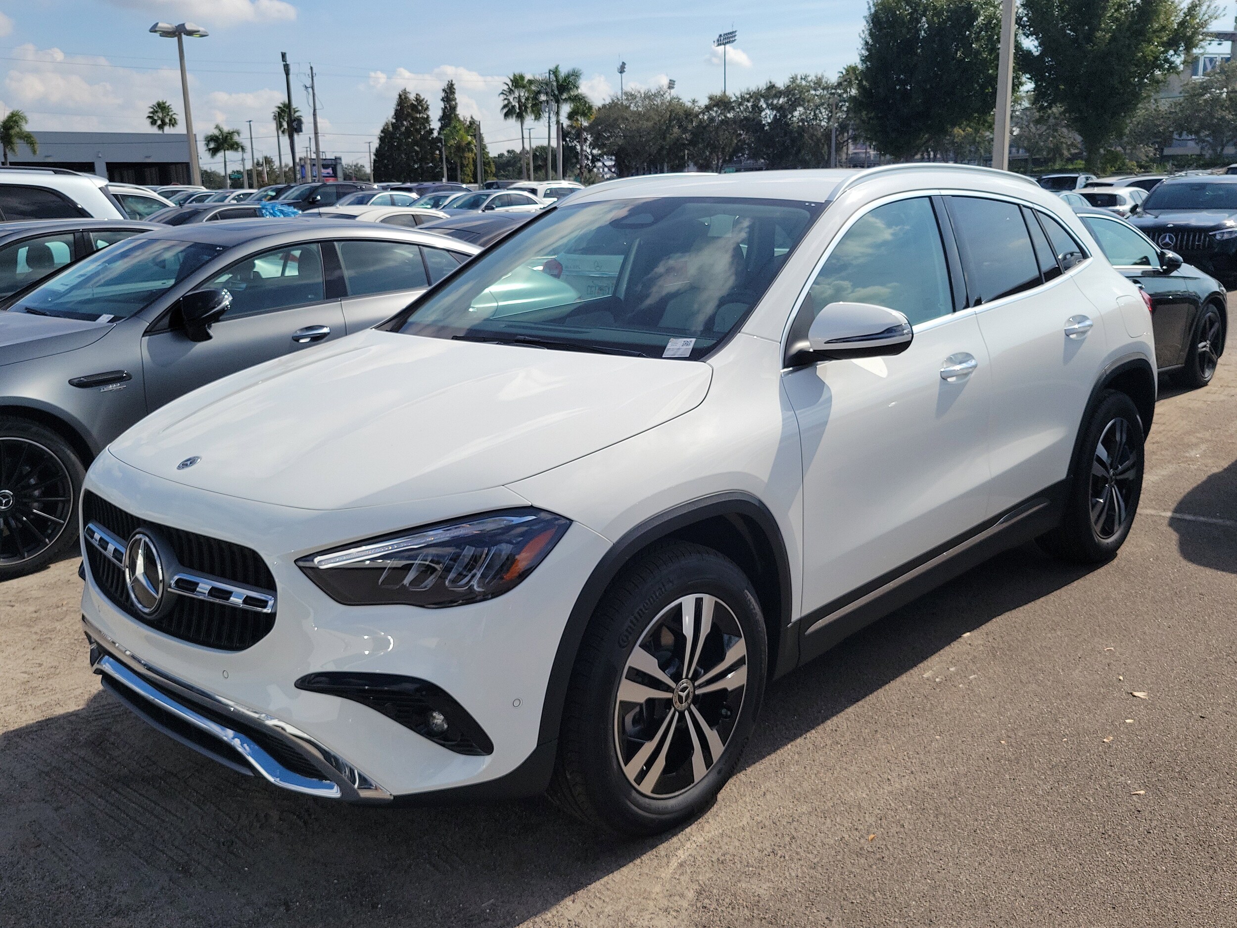 2026 Mercedes Benz GLA 250 photo 2