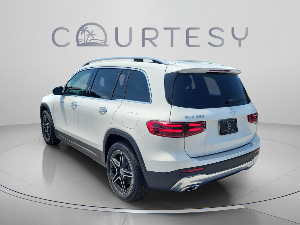 New 2026 Mercedes-Benz GLB 250 SUV