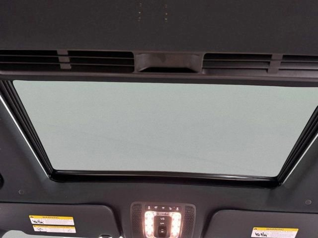 2025 Mercedes-Benz GLE GLE450 - Photo 13