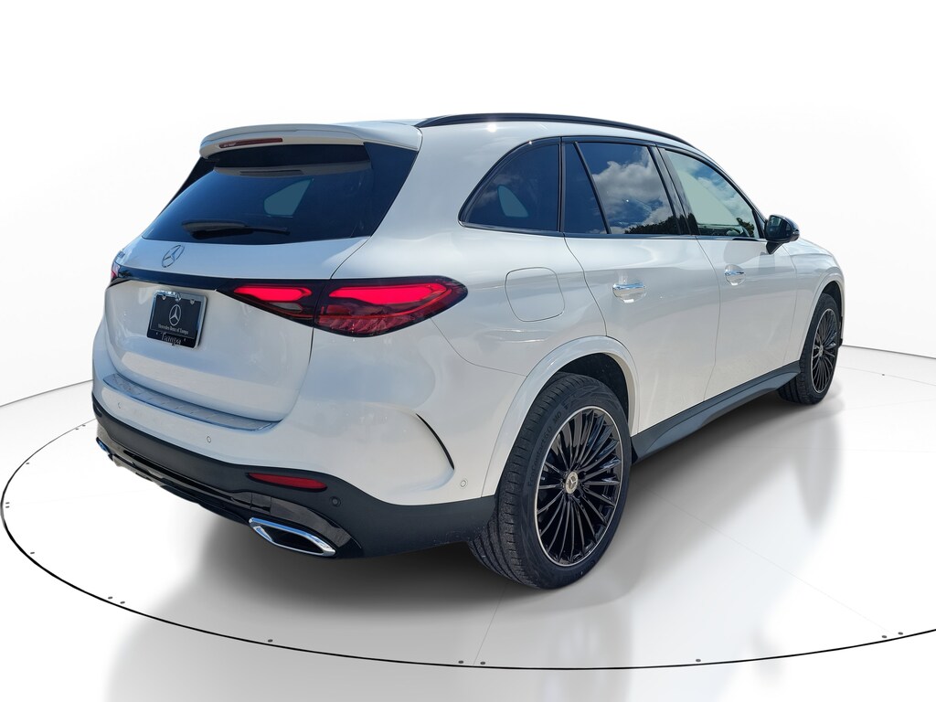 New 2026 Mercedes-Benz GLC 300  SUV