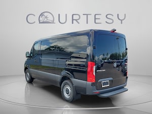 2026 Mercedes-Benz Sprinter 2500 Standard Roof 4-Cyl Diesel Van Cargo Van
