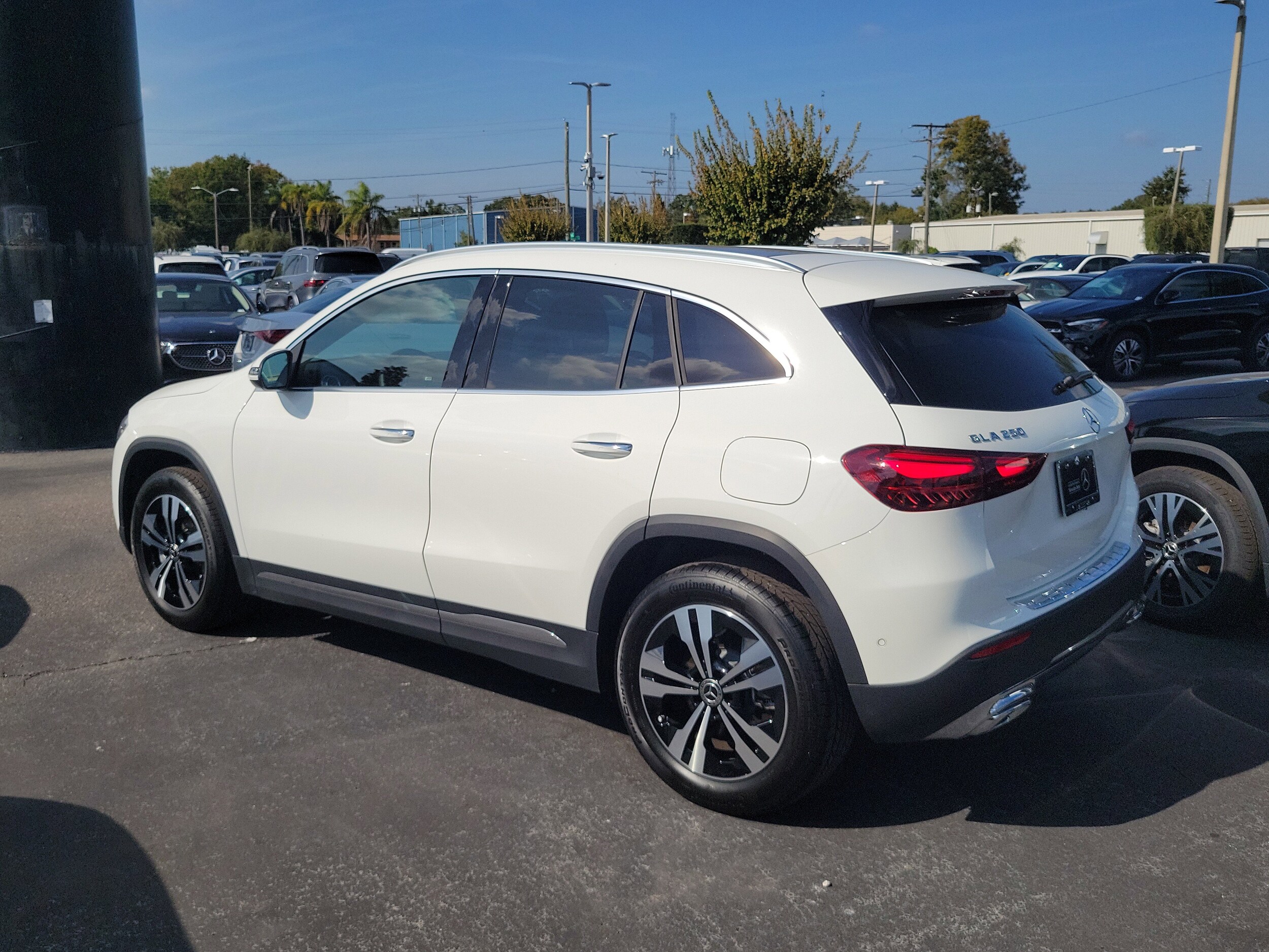 2026 Mercedes Benz GLA 250 photo 3