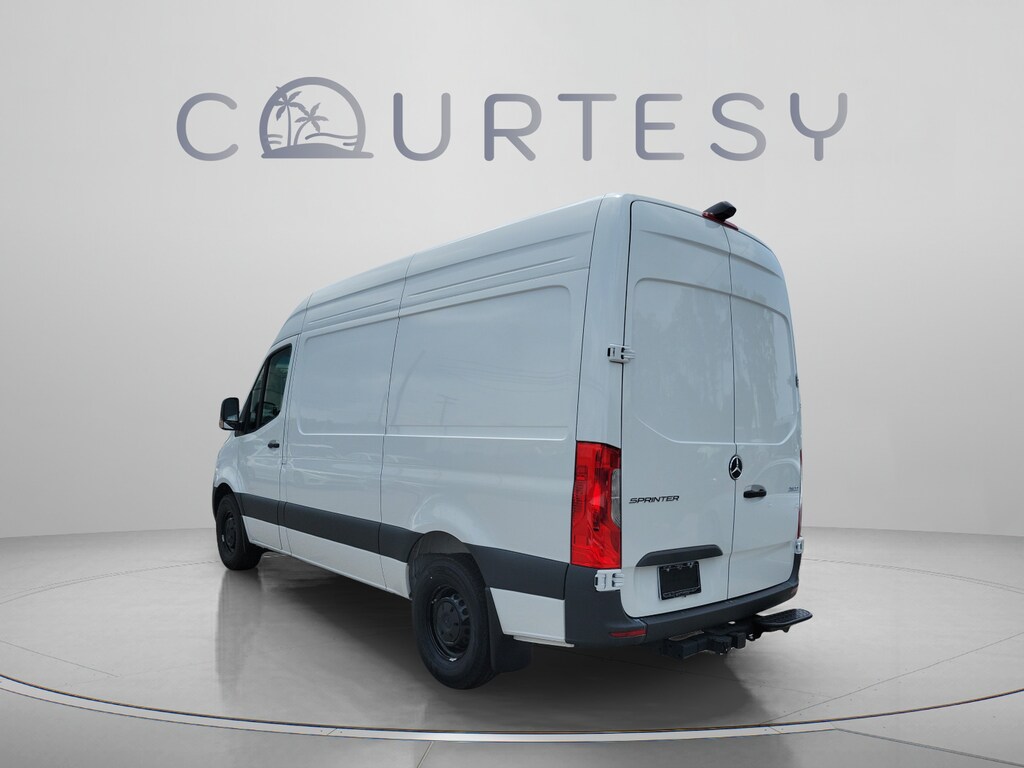 New 2025 Mercedes-Benz Sprinter 2500 Standard Roof 4-Cyl Diesel Van Cargo Van