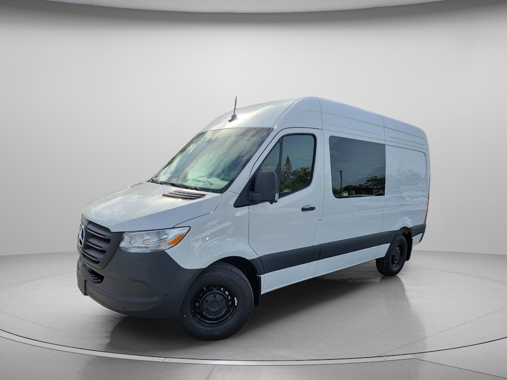 New 2026 Mercedes-Benz Sprinter 2500 Standard Roof 4-Cyl Diesel Van Crew Van