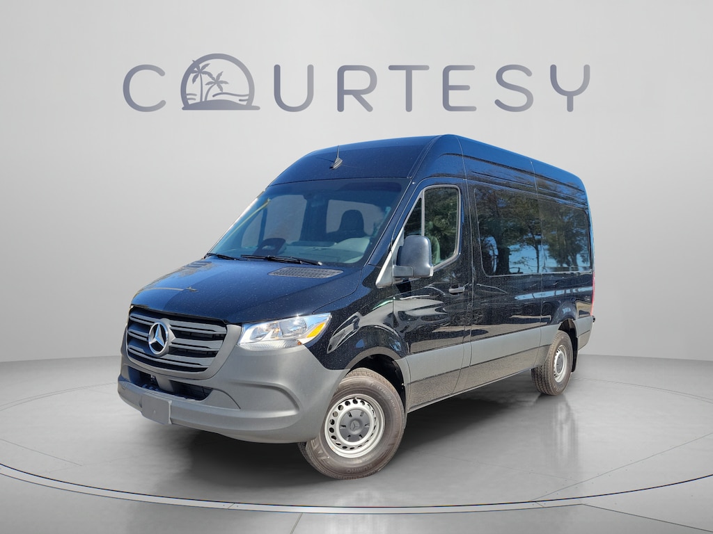 New 2026 Mercedes-Benz Sprinter 2500 Standard Roof 4-Cyl Diesel HO Van Crew Van