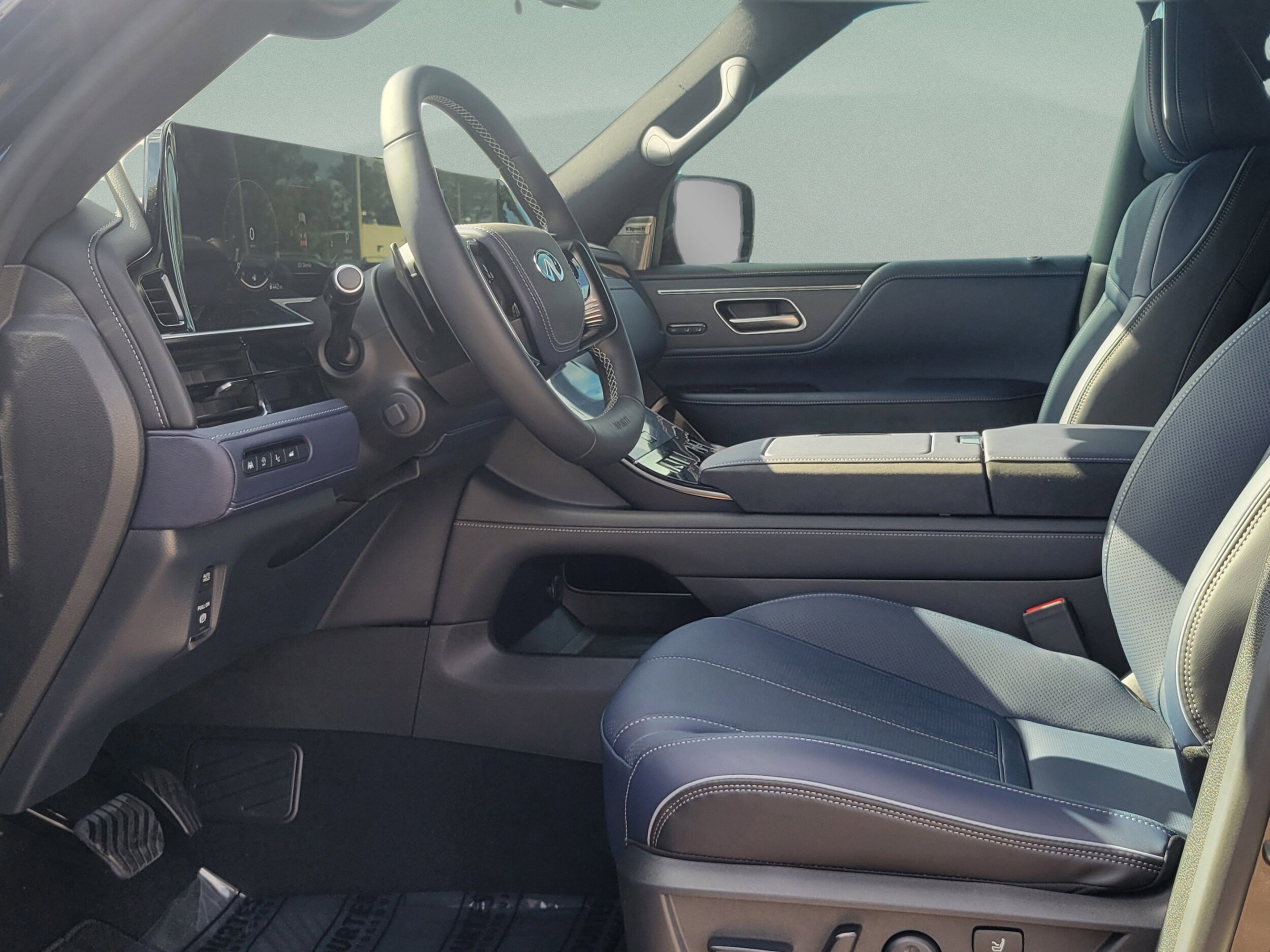 2026 INFINITI QX80 Sport - Photo 27