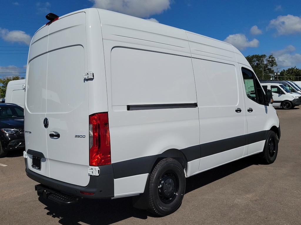 New 2026 Mercedes-Benz Sprinter 2500 Standard Roof 4-Cyl Diesel Van Cargo Van