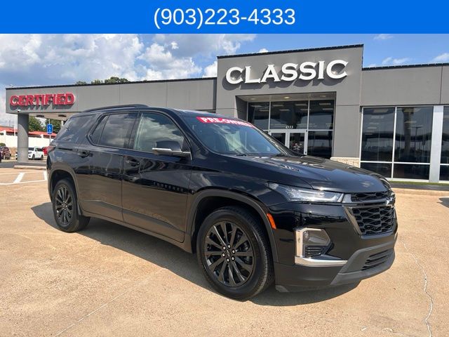 Used 2023 Chevrolet Traverse RS
