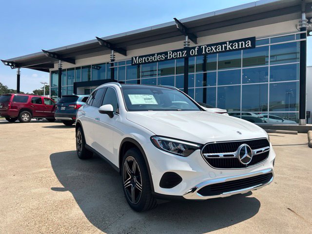 2027 Mercedes-Benz GLC Base