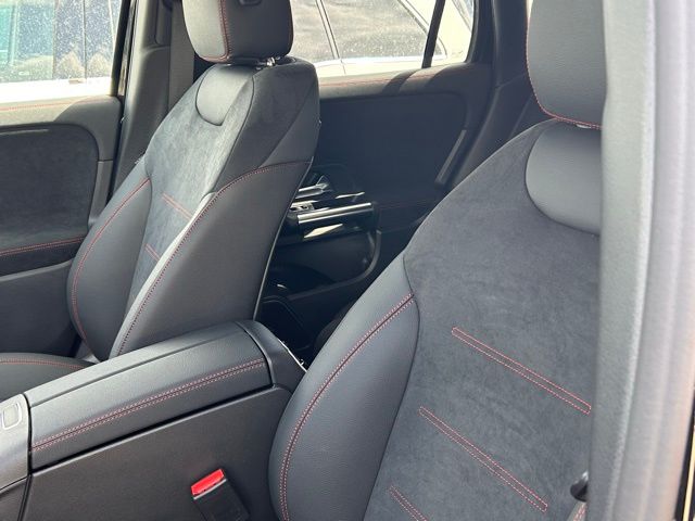 2026 Mercedes-Benz GLA GLA 250 - Photo 37
