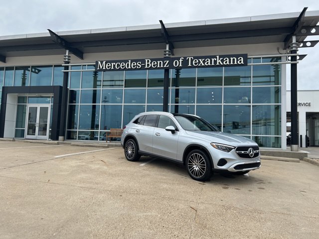 2026 Mercedes-Benz GLC Base