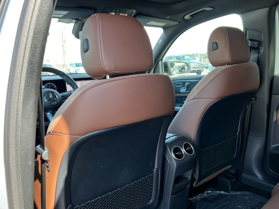 2025 Mercedes-Benz GLB Base - Photo 32