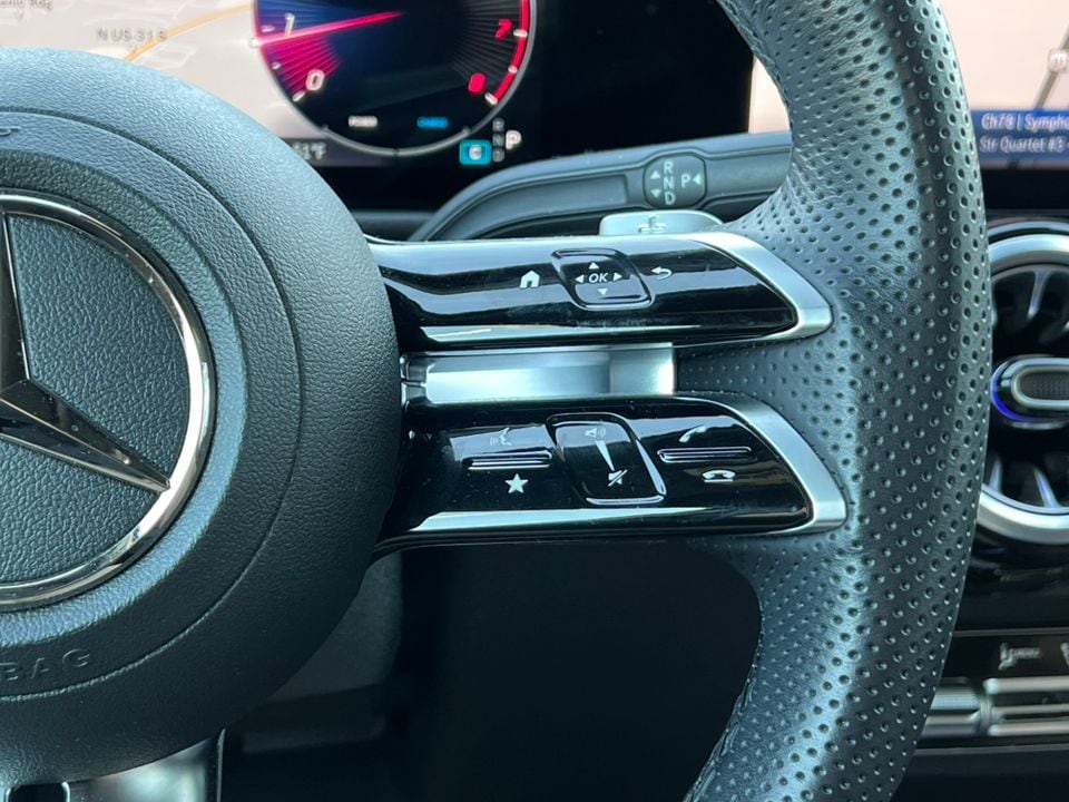 2025 Mercedes-Benz GLB Base - Photo 19