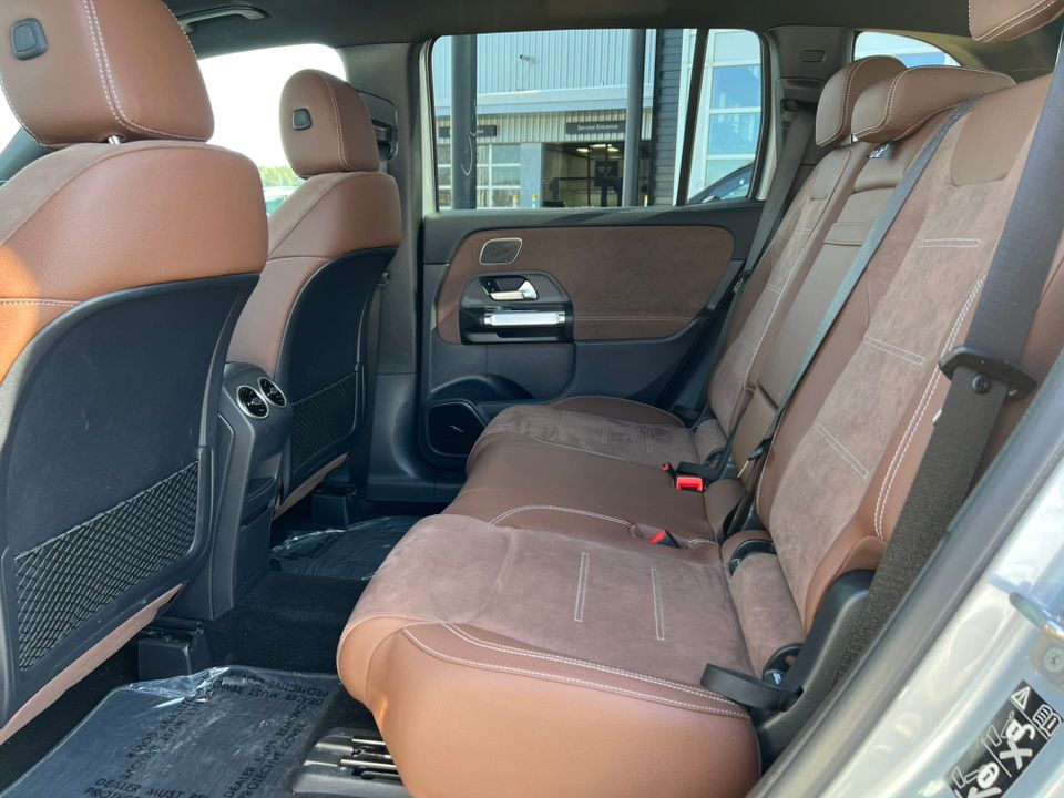2025 Mercedes-Benz GLB Base - Photo 4