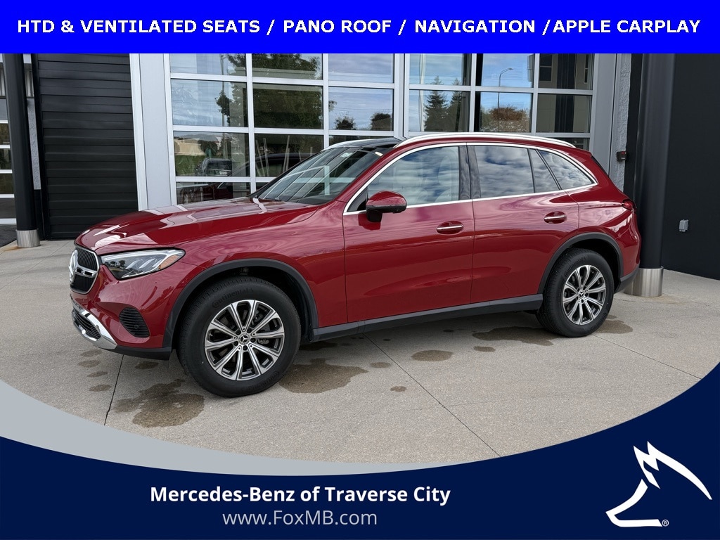 2025 Mercedes-Benz GLC Base's photo