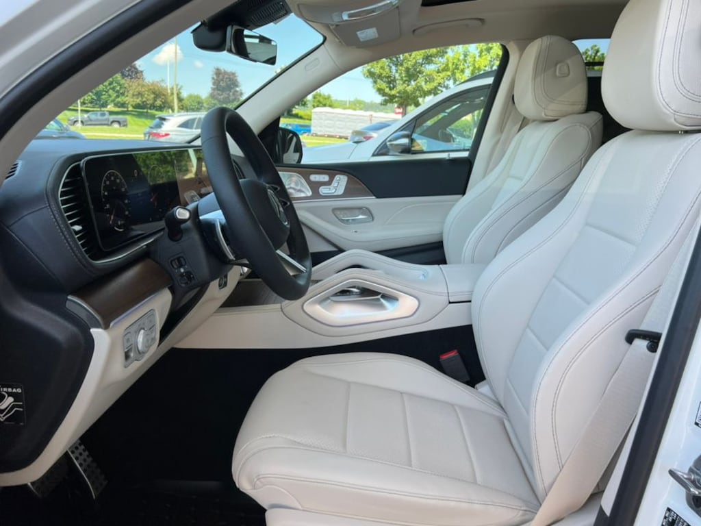 New 2026 Mercedes-Benz GLS 450 4MATIC SUV