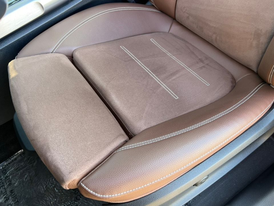 2025 Mercedes-Benz GLB Base - Photo 10