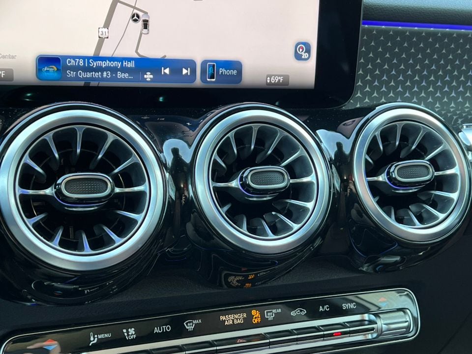 2025 Mercedes-Benz GLB Base - Photo 23