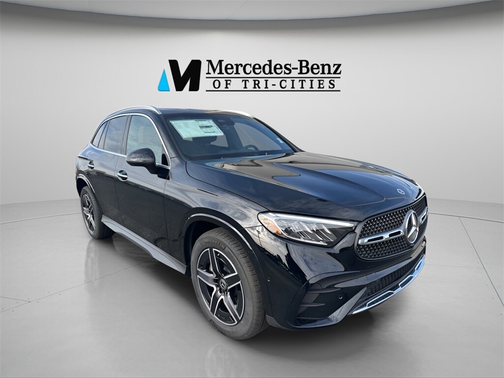 2026 Mercedes Benz GLC 300 4MATIC photo 3
