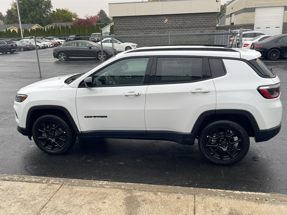 Used 2025 Jeep Compass Latitude 4x4 SUV