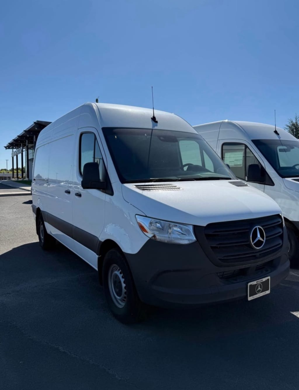 New 2025 Mercedes-Benz Sprinter 2500 Standard Roof 4-Cyl Diesel Van Cargo Van