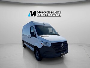 2025 Mercedes-Benz Sprinter 2500 Standard Roof 4-Cyl Diesel Van Cargo Van