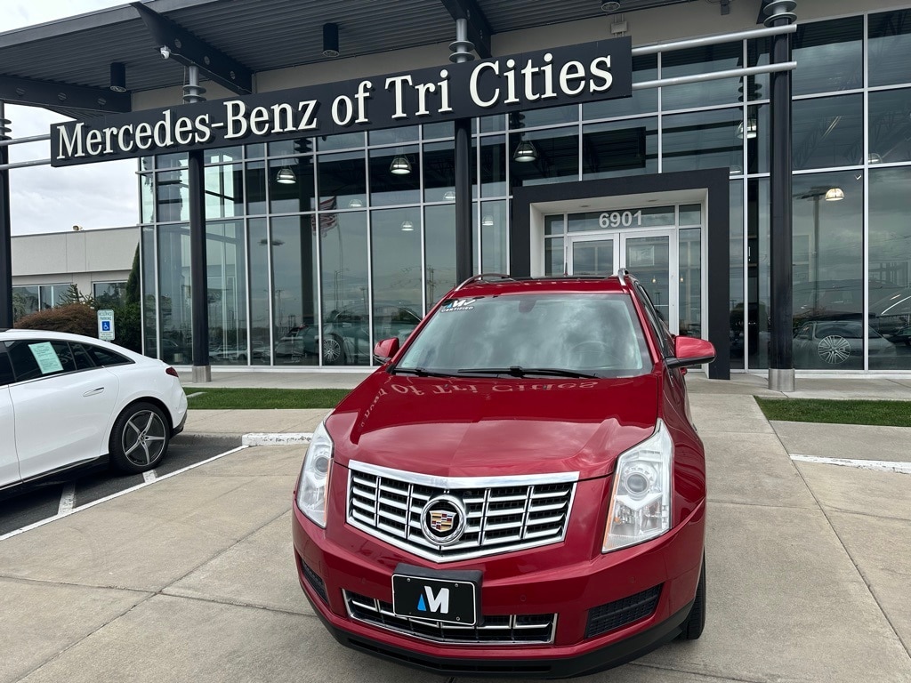 Used 2013 Cadillac SRX Luxury Collection with VIN 3GYFNGE35DS592334 for sale in Kennewick, WA