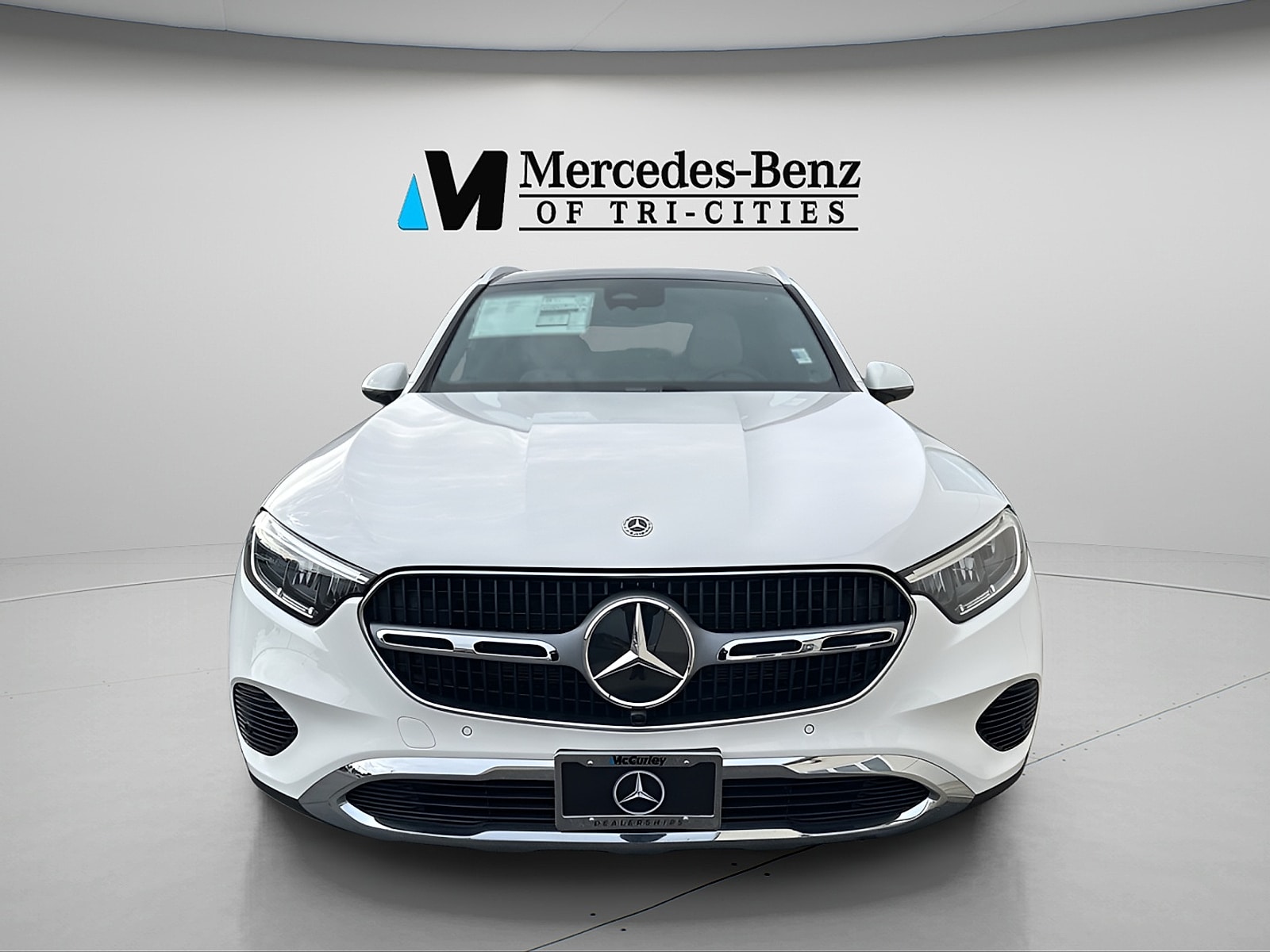 2026 Mercedes-Benz GLC Base - Photo 2