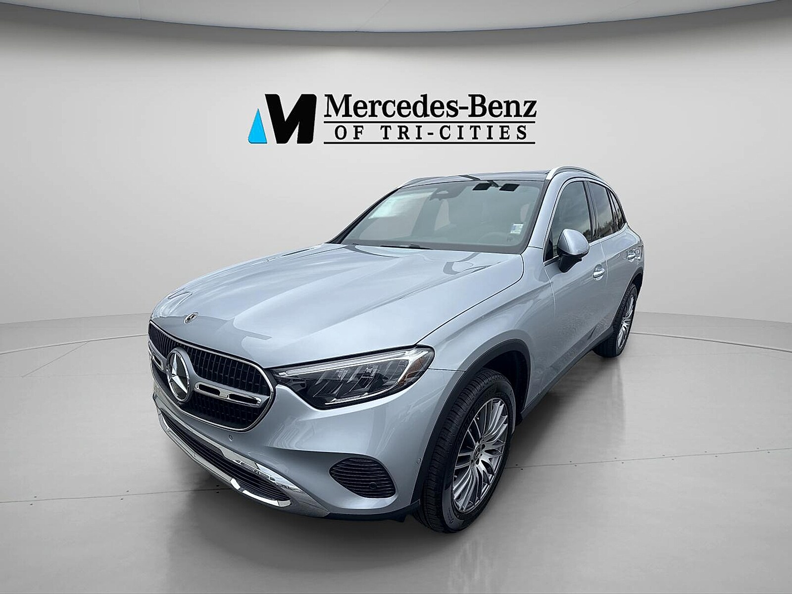 2026 Mercedes-Benz GLC GLC 300 4MATIC's photo