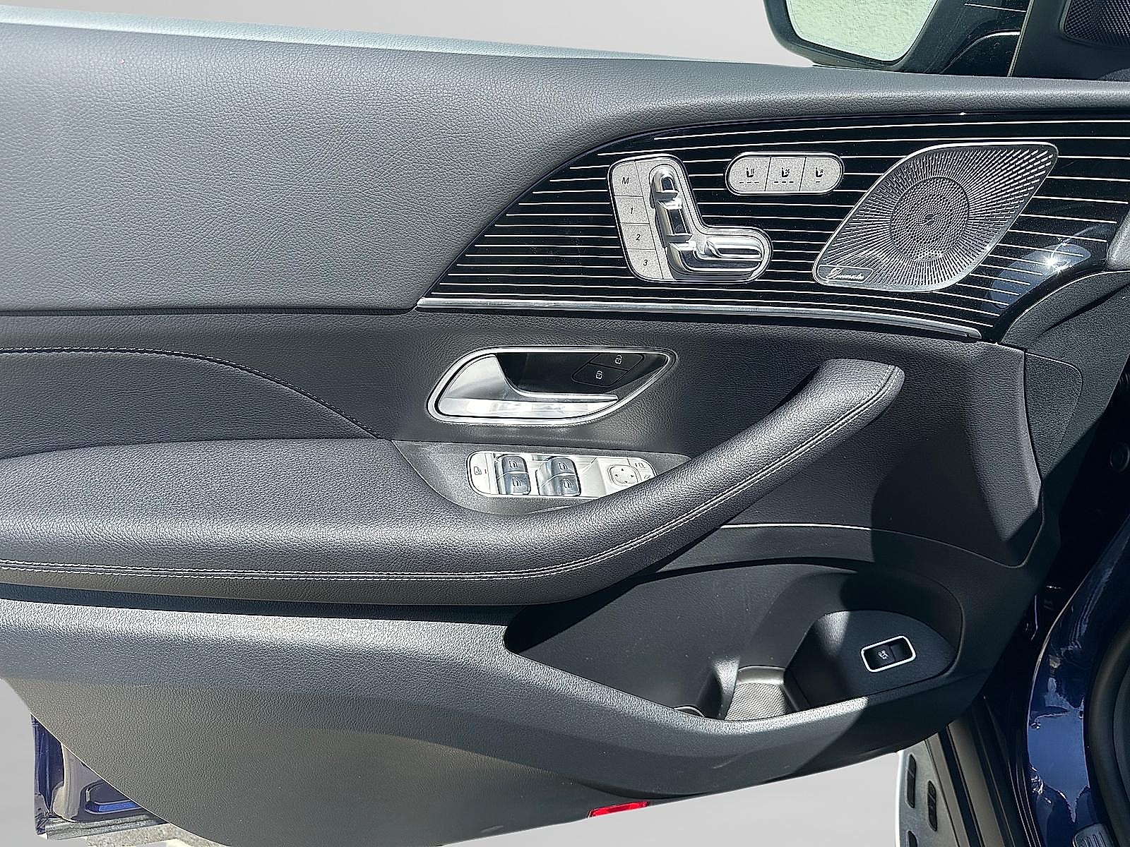 2025 Mercedes-Benz GLS Base - Photo 21