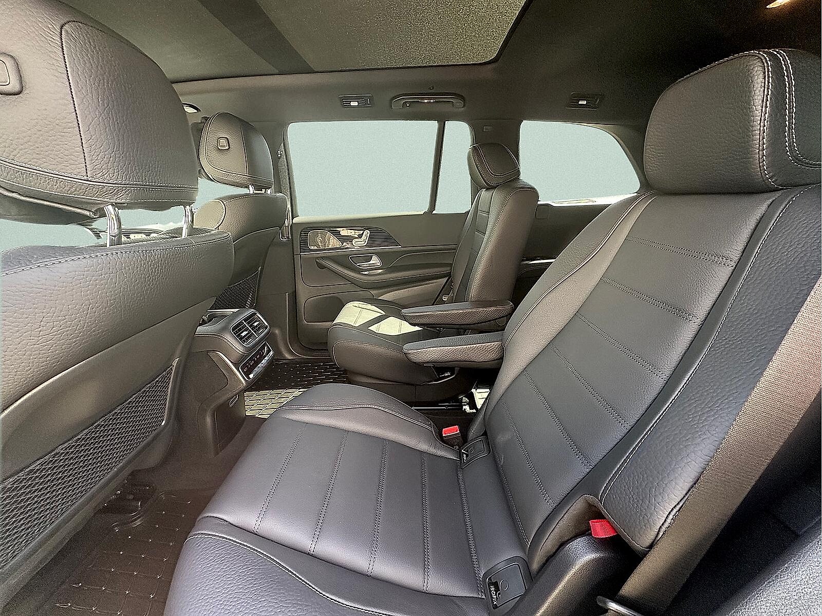 2025 Mercedes-Benz GLS Base - Photo 25