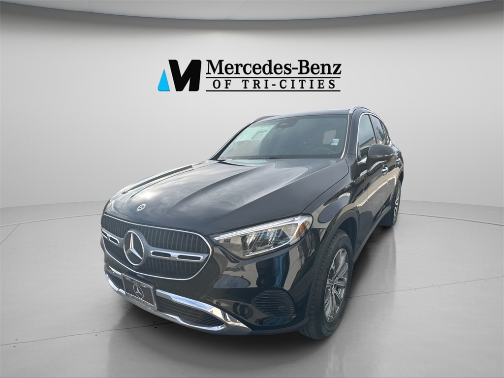 2026 Mercedes-Benz GLC Base's photo