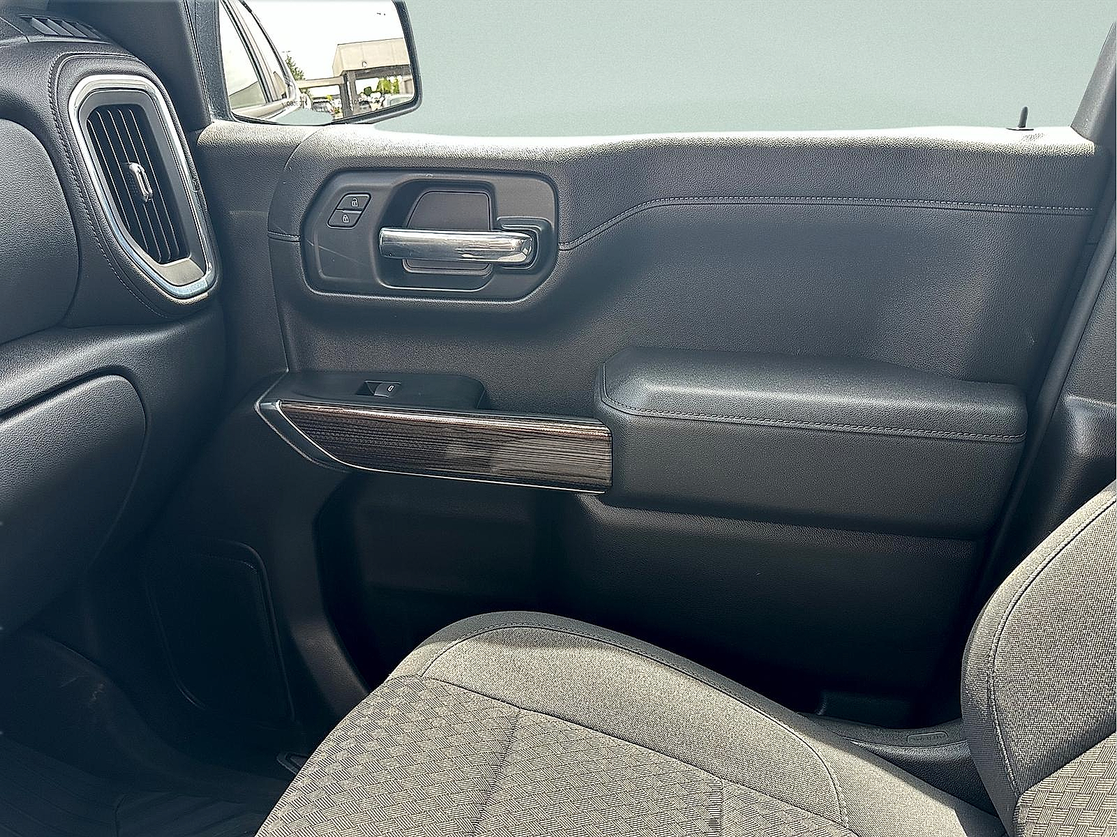 2022 Chevrolet Silverado 1500 Limited LT Trail Boss - Photo 14