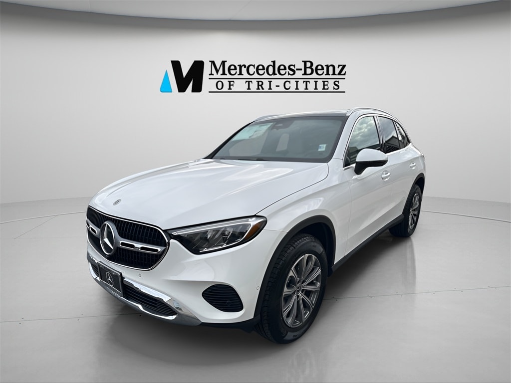 2026 Mercedes-Benz GLC Base's photo