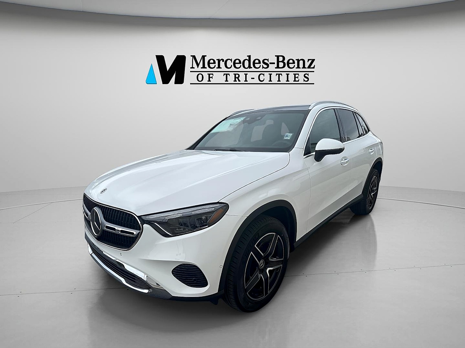 2026 Mercedes-Benz GLC GLC 300 4MATIC's photo