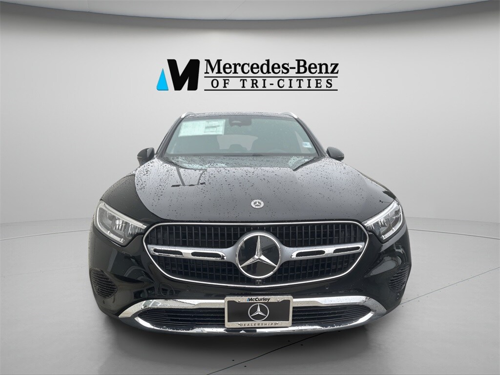 2026 Mercedes Benz GLC 300 4MATIC photo 2