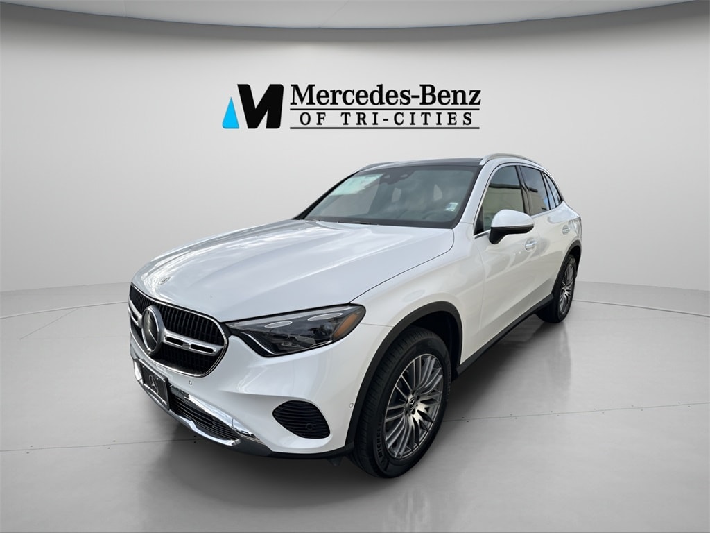 2026 Mercedes-Benz GLC Base's photo
