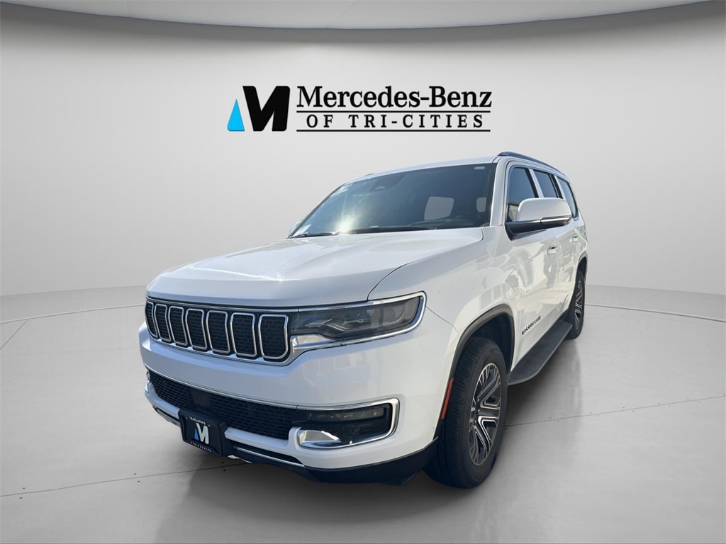 2022 Jeep Wagoneer Series III's photo