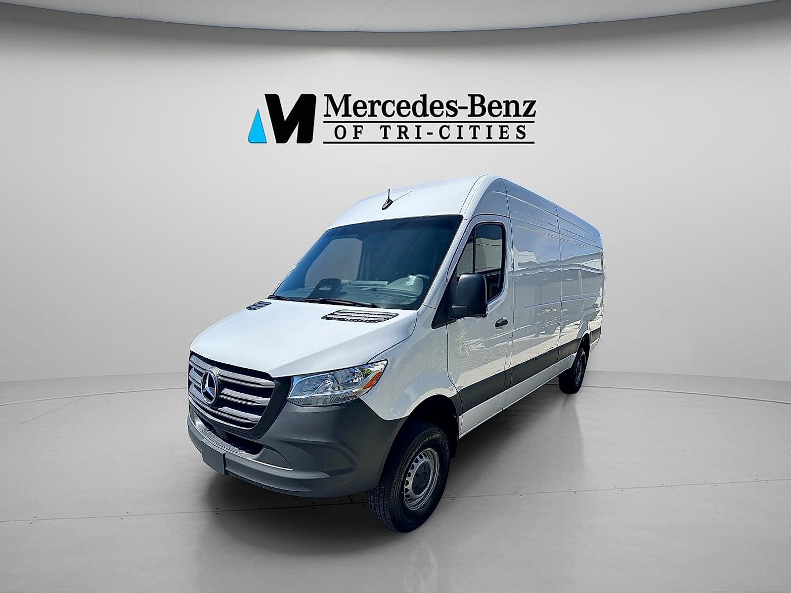 2026 Mercedes-Benz Sprinter 2500 170 WB HO High Roof AWD's photo